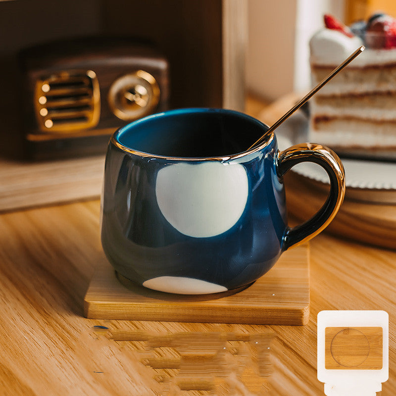 Simple Household Drinking Mug With Spoon